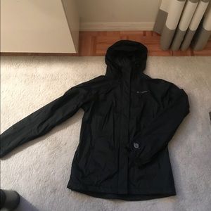 Columbia Women’s Raincoat